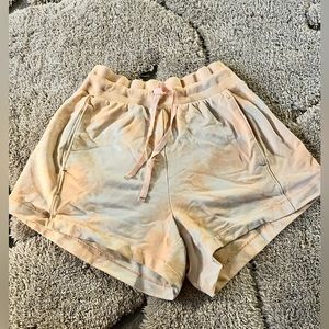 Orange Tye dye all in motion shorts size (XS)